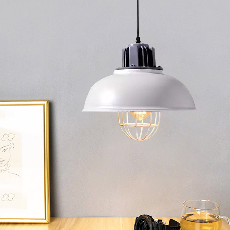 Ezra's Industrial Pendant: Modern Flair & Rustic Charm