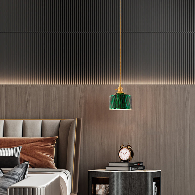 Serene Oasis: Vintage Wave Glass Pendant Lamp for Tranquil Evenings (1-Light, Green)