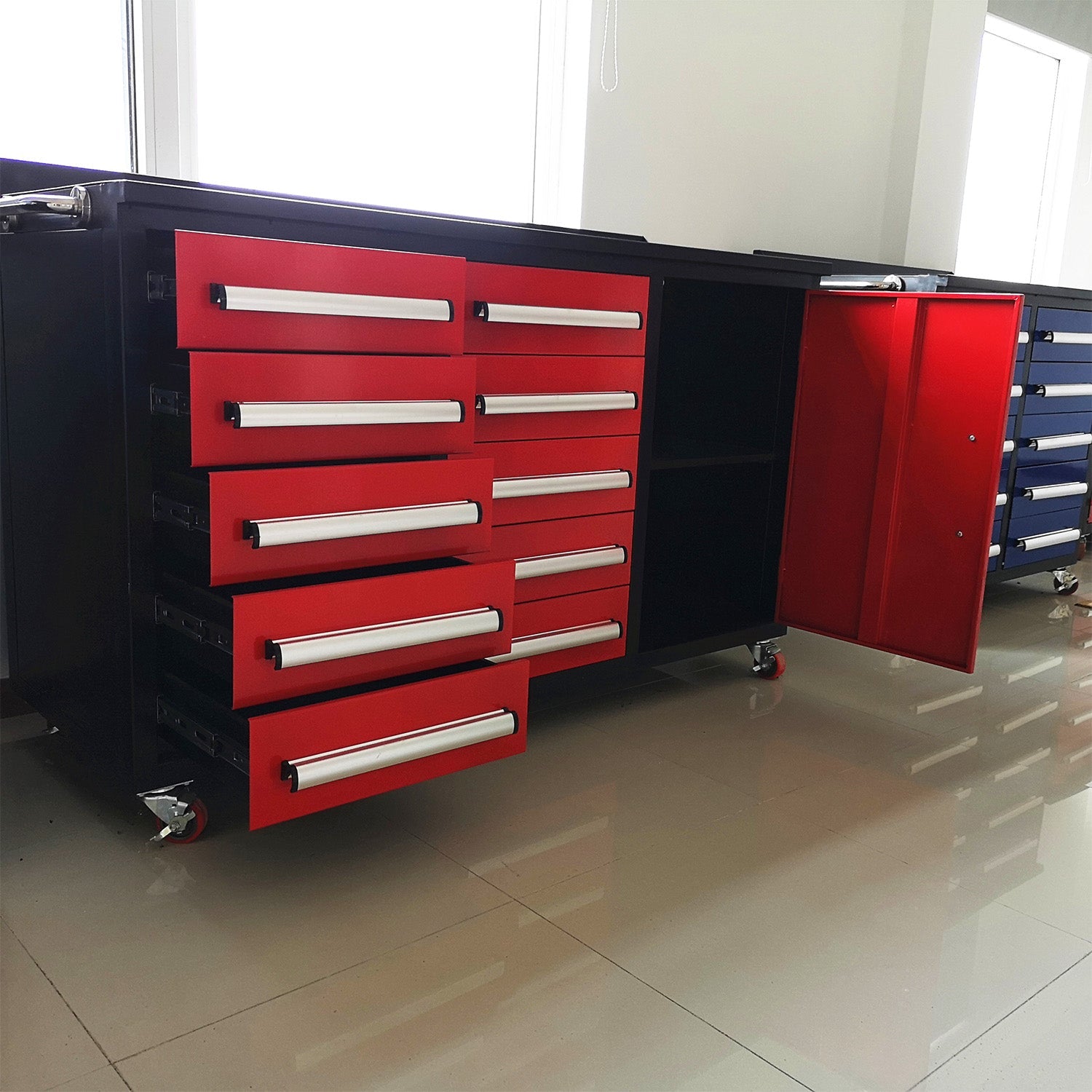 5.5ft Heavy Duty Mobile Workbench with Cabinet & 10 Drawers