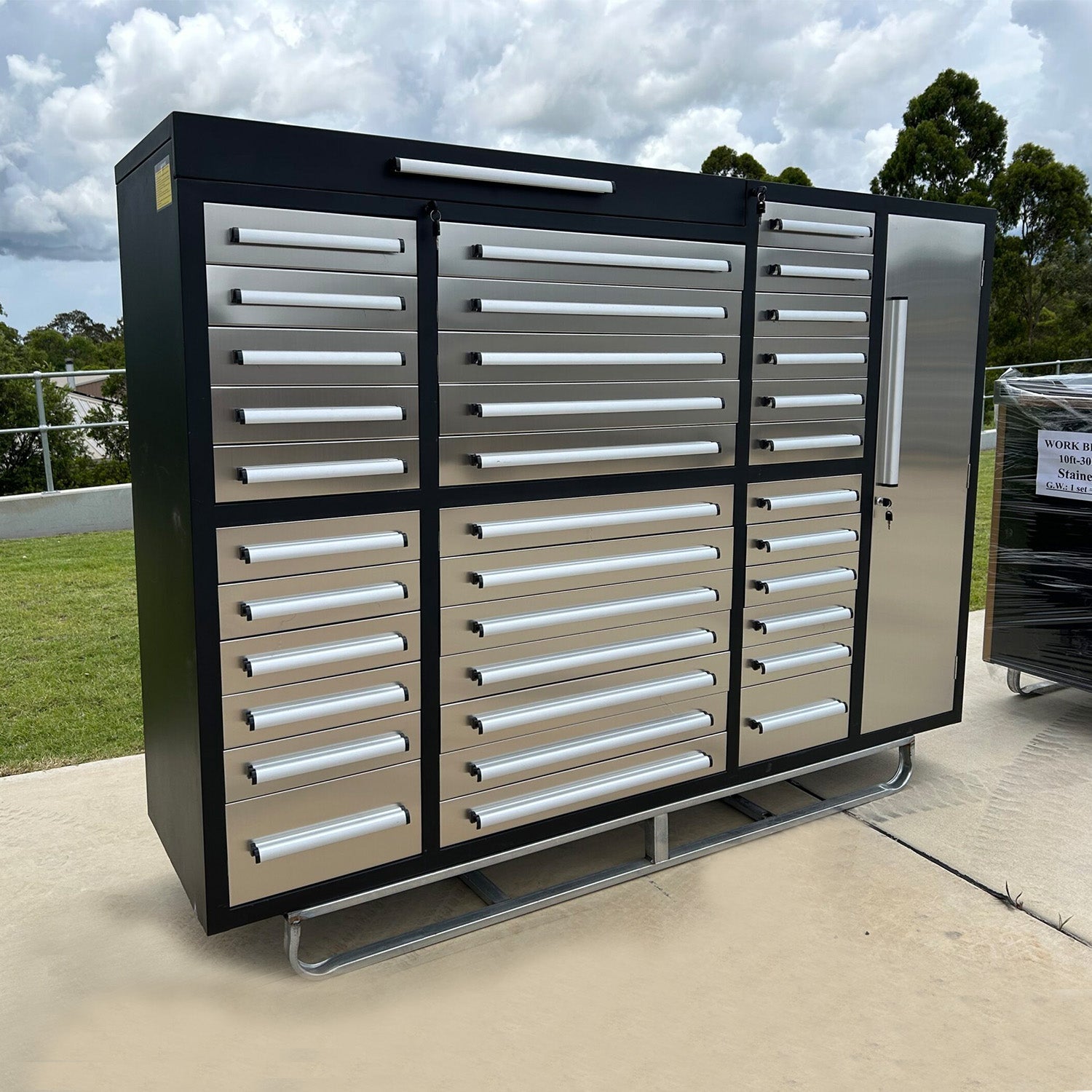 7ft Garage Storage Cabinet (35 Drawers & 1 Cabinet)