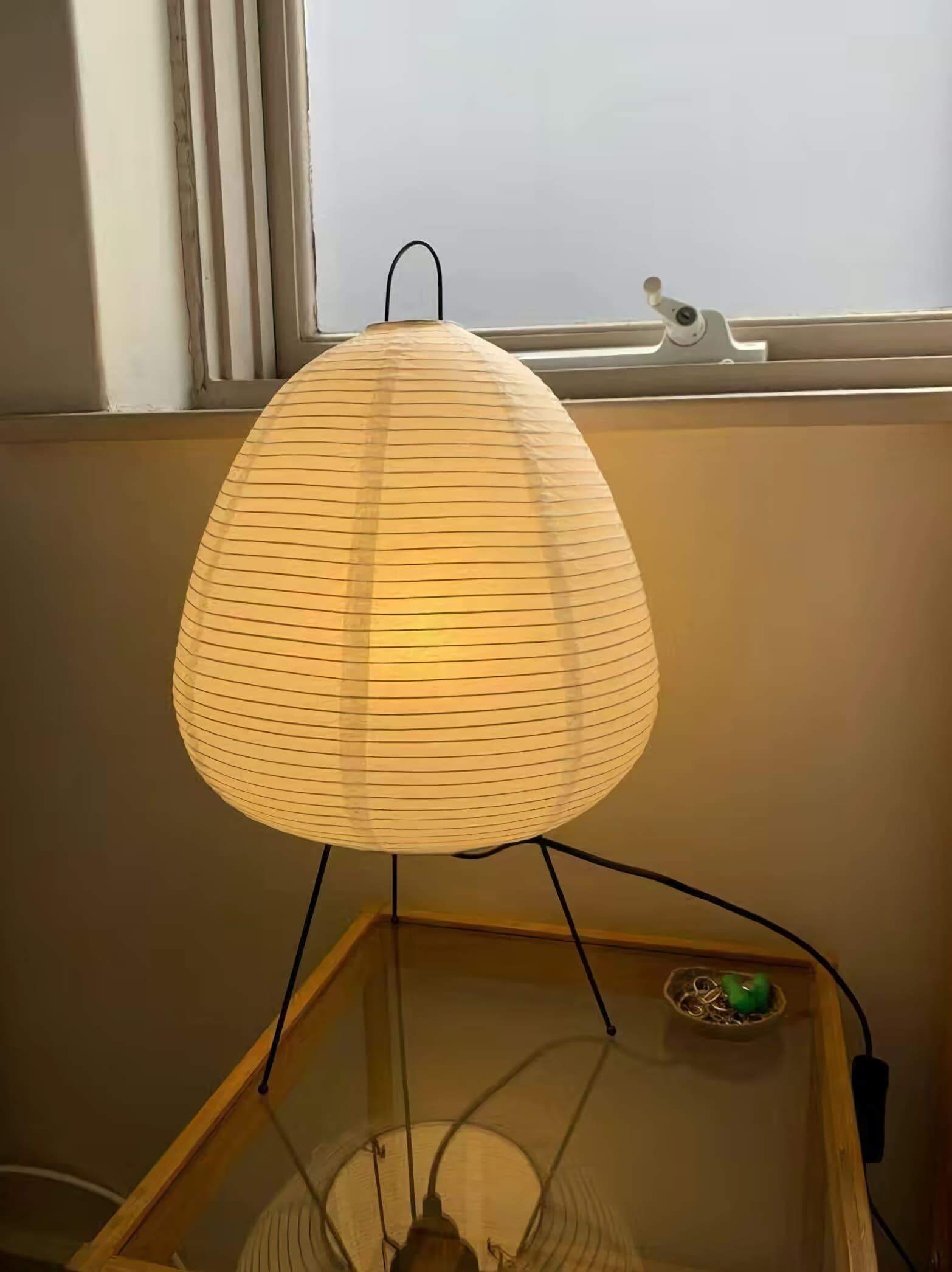 Akari 1A Series Table Lamp