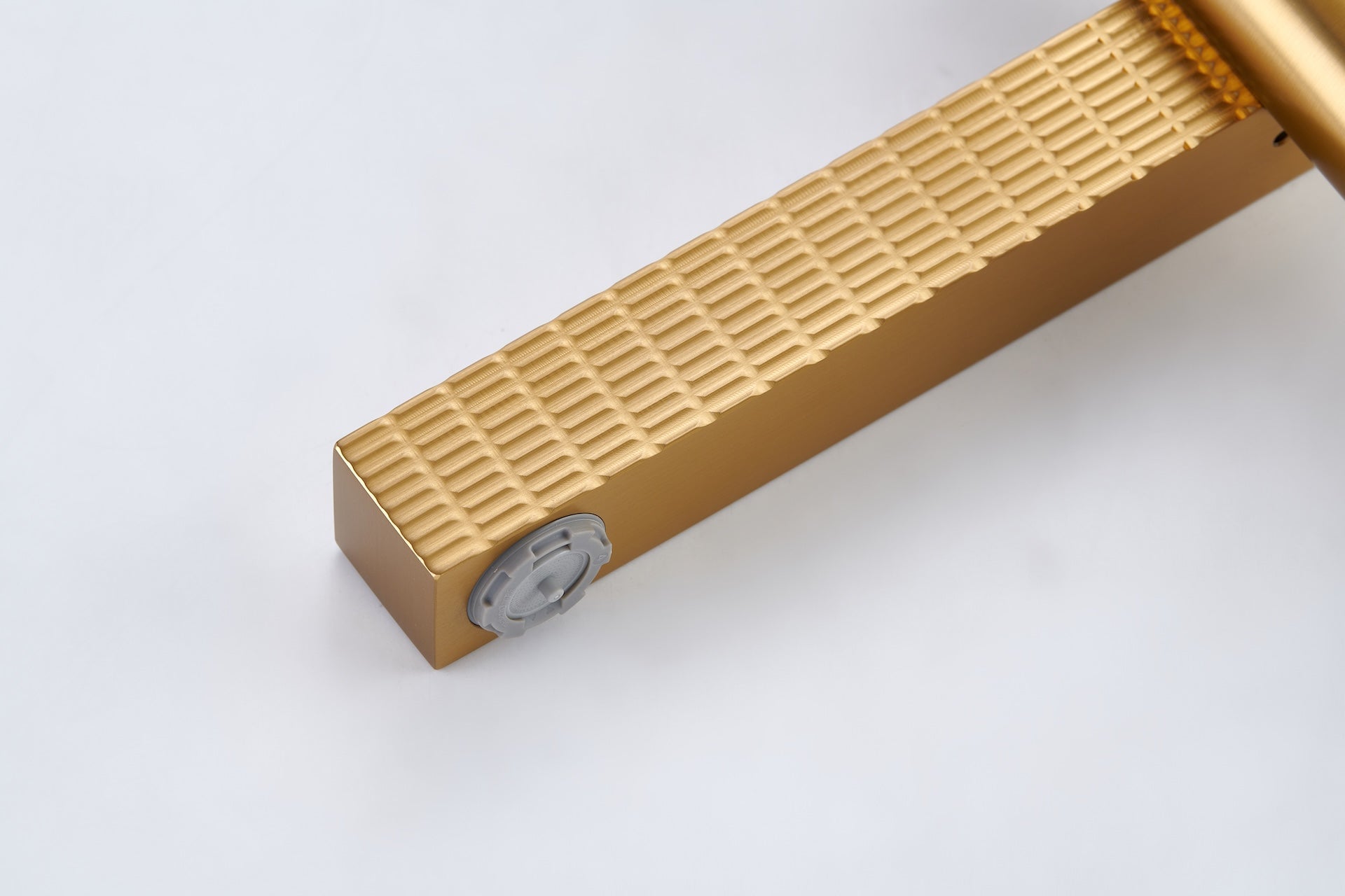 Brushed gold or Brushed Nickel or Matte Black Or Rose Gold single handle brass bathroom faucet with pop up drain