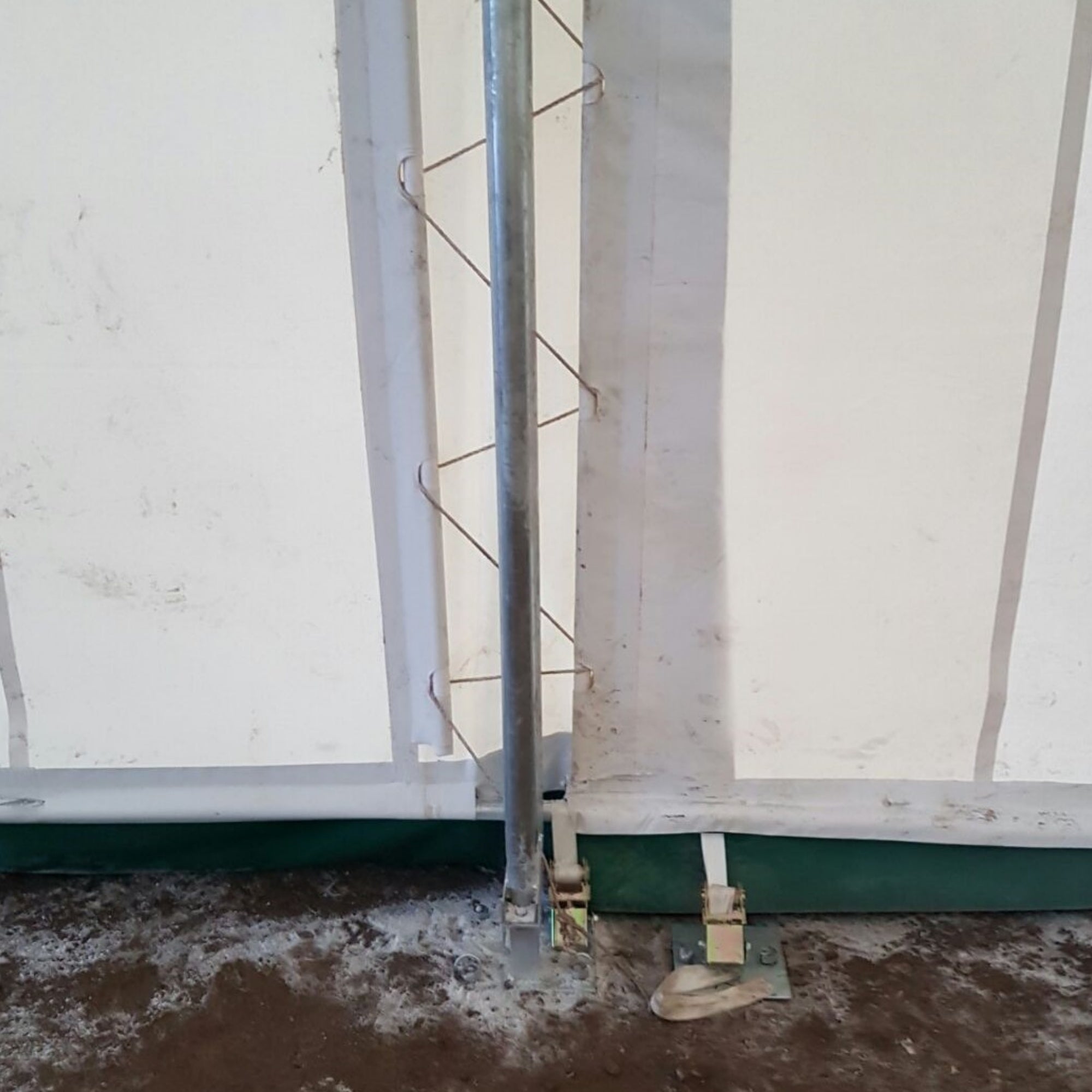 W40'xL64'xH23' Double Truss Storage Shelter