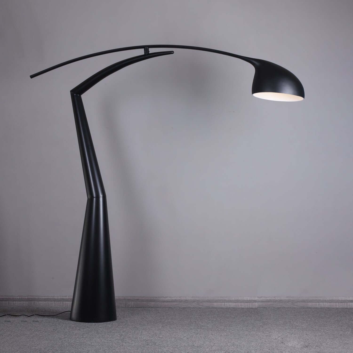 Drevon Resin Floor Lamp