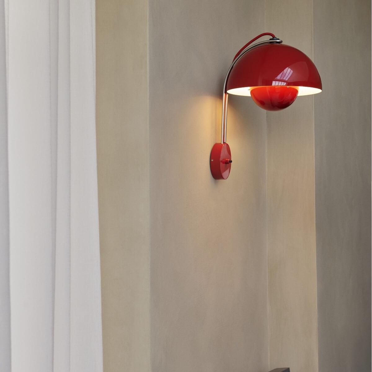 Flowerpot Wall Lamp