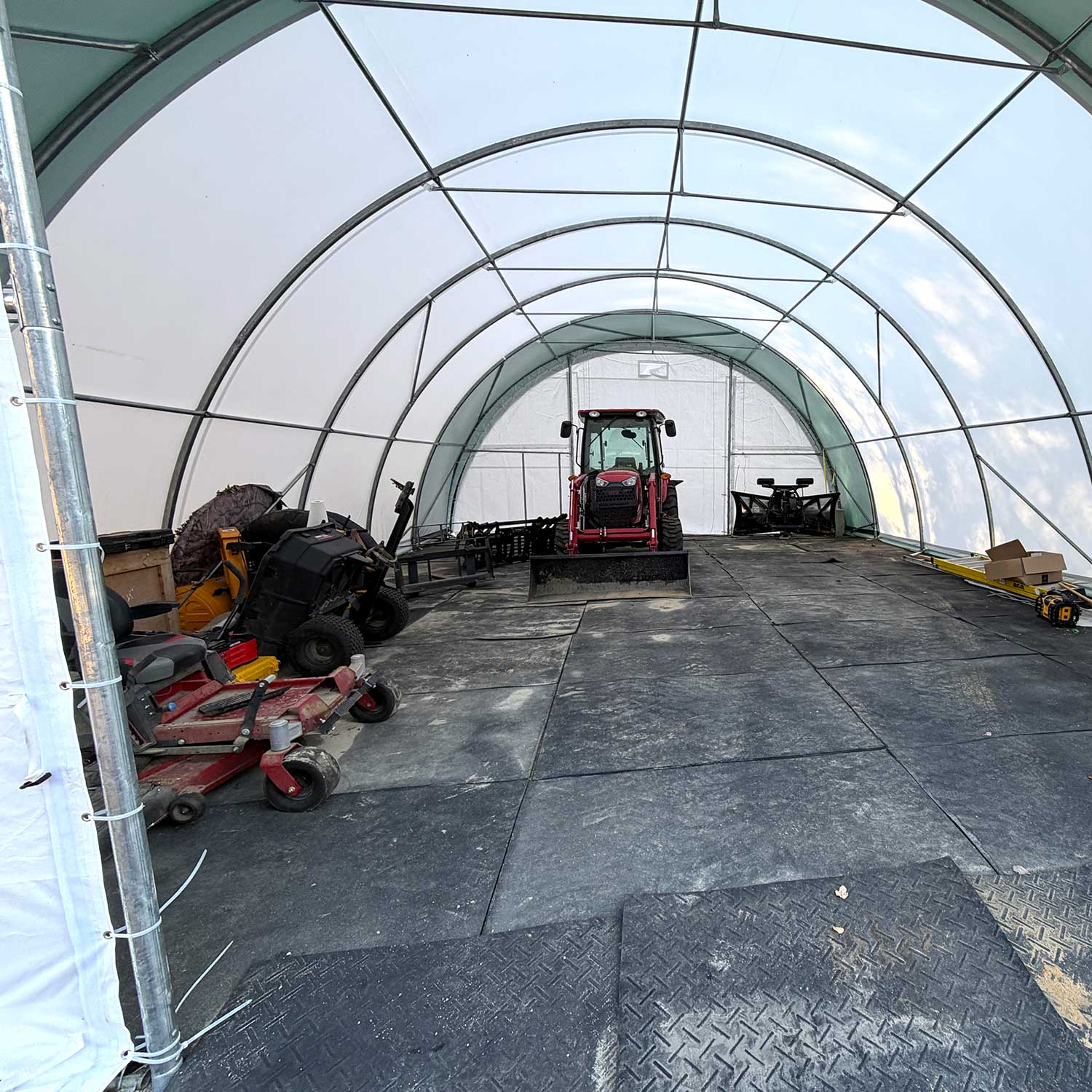 W30'xL40'xH15' Single Truss Arch Storage Shelter