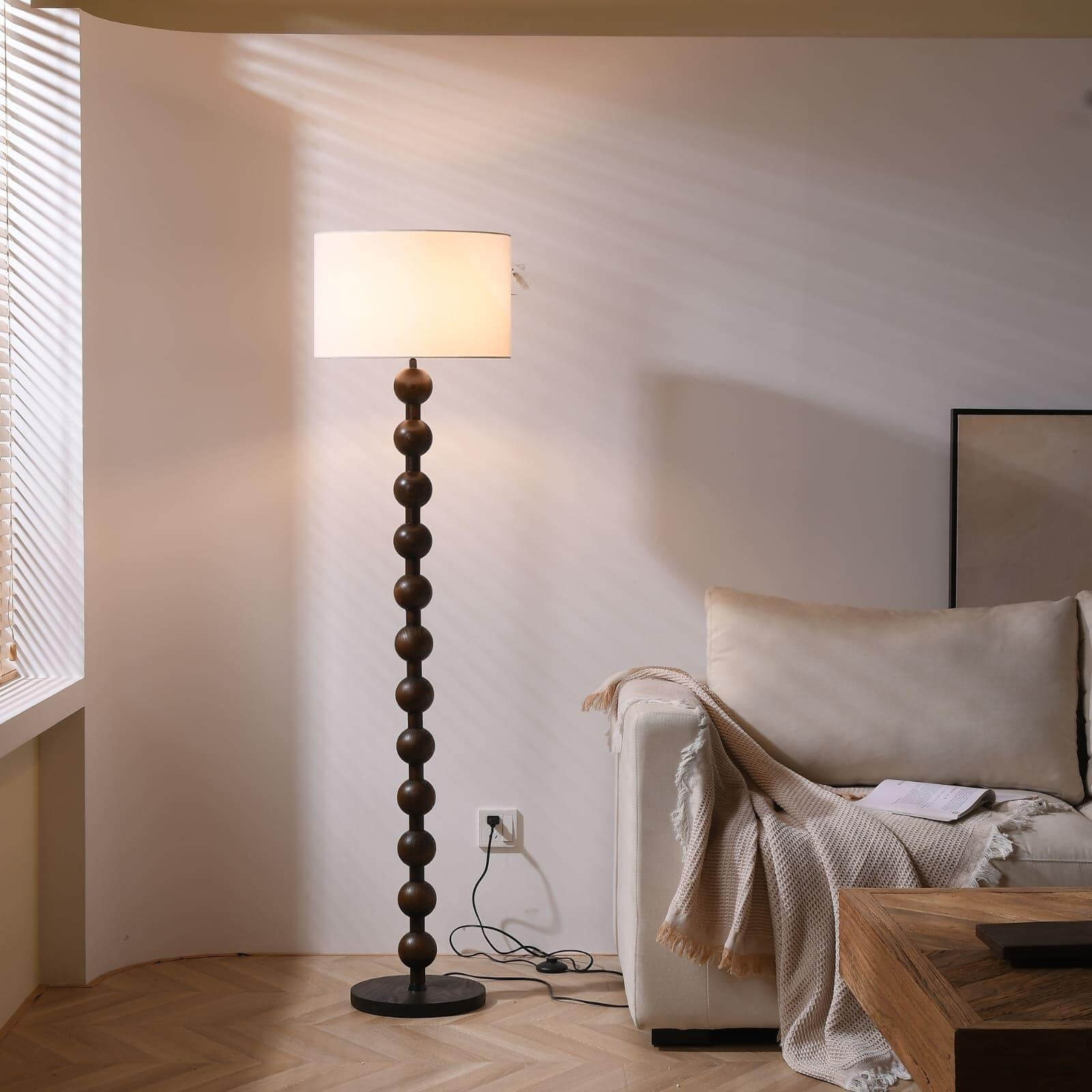 Hugo Barbell Floor Lamp