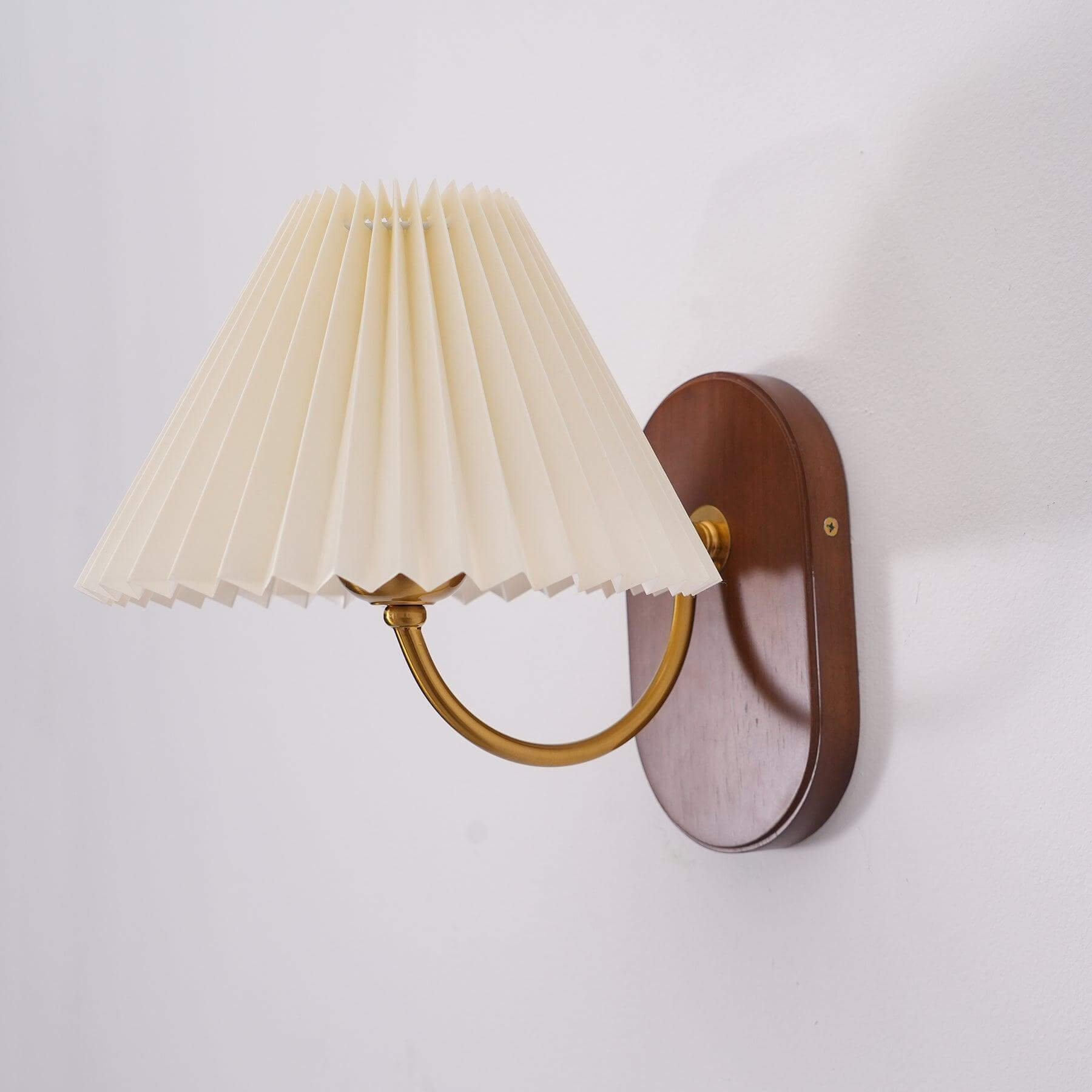 Louise Wall Lamp