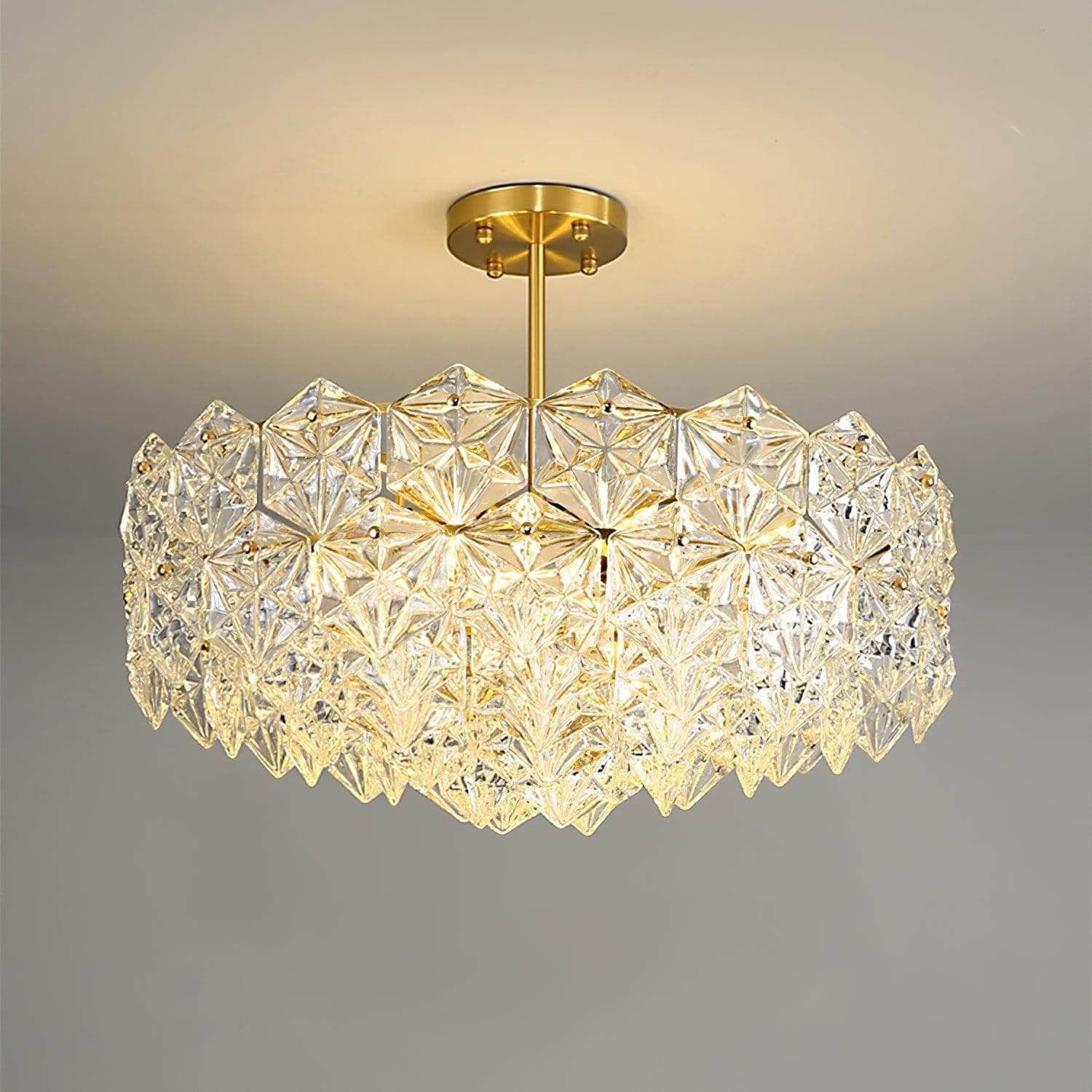 Lyrvixa Chandelier
