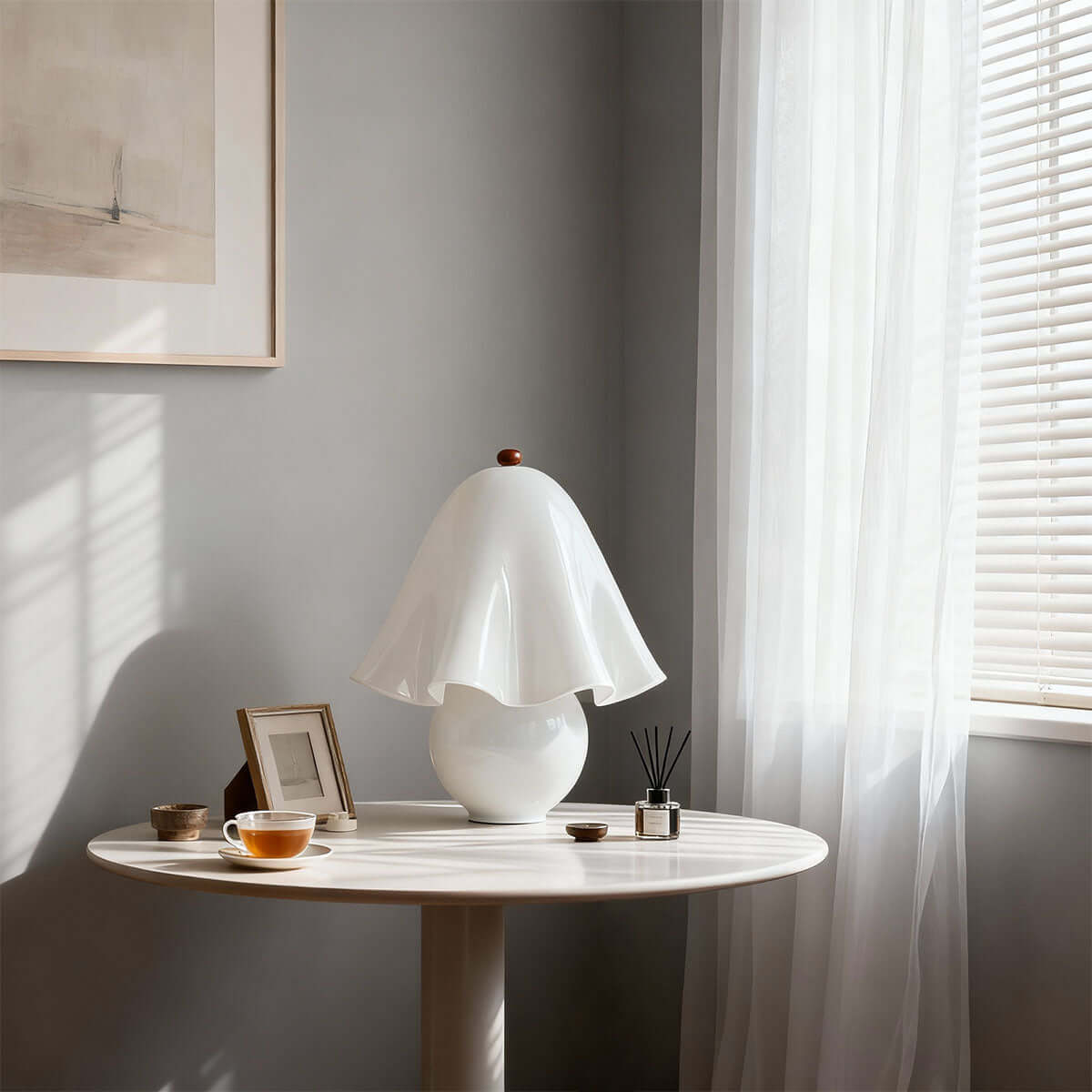 Novrae Table Light