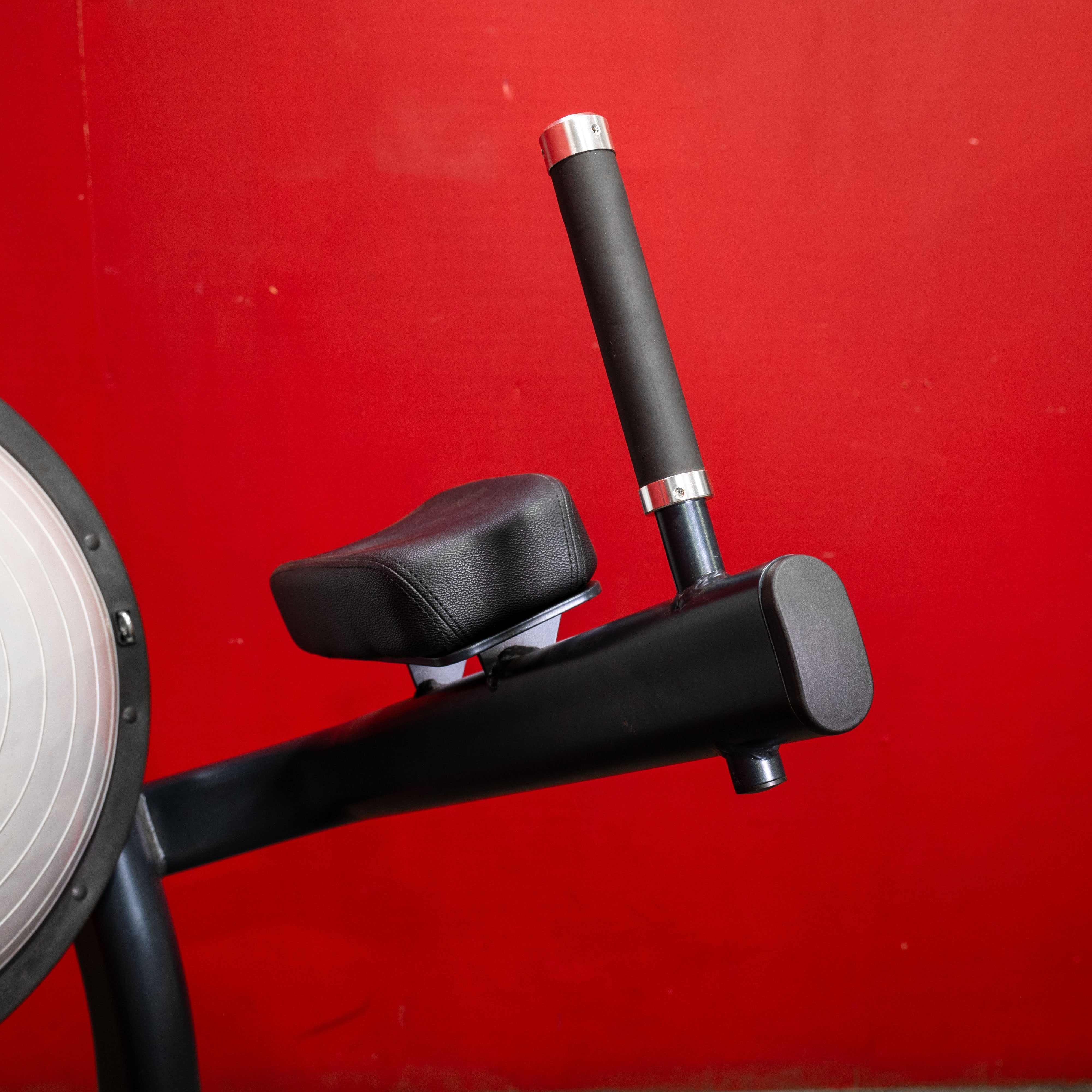 BUILD Leg Raise Abdominal Machine w/ Inflatable Ball (New)