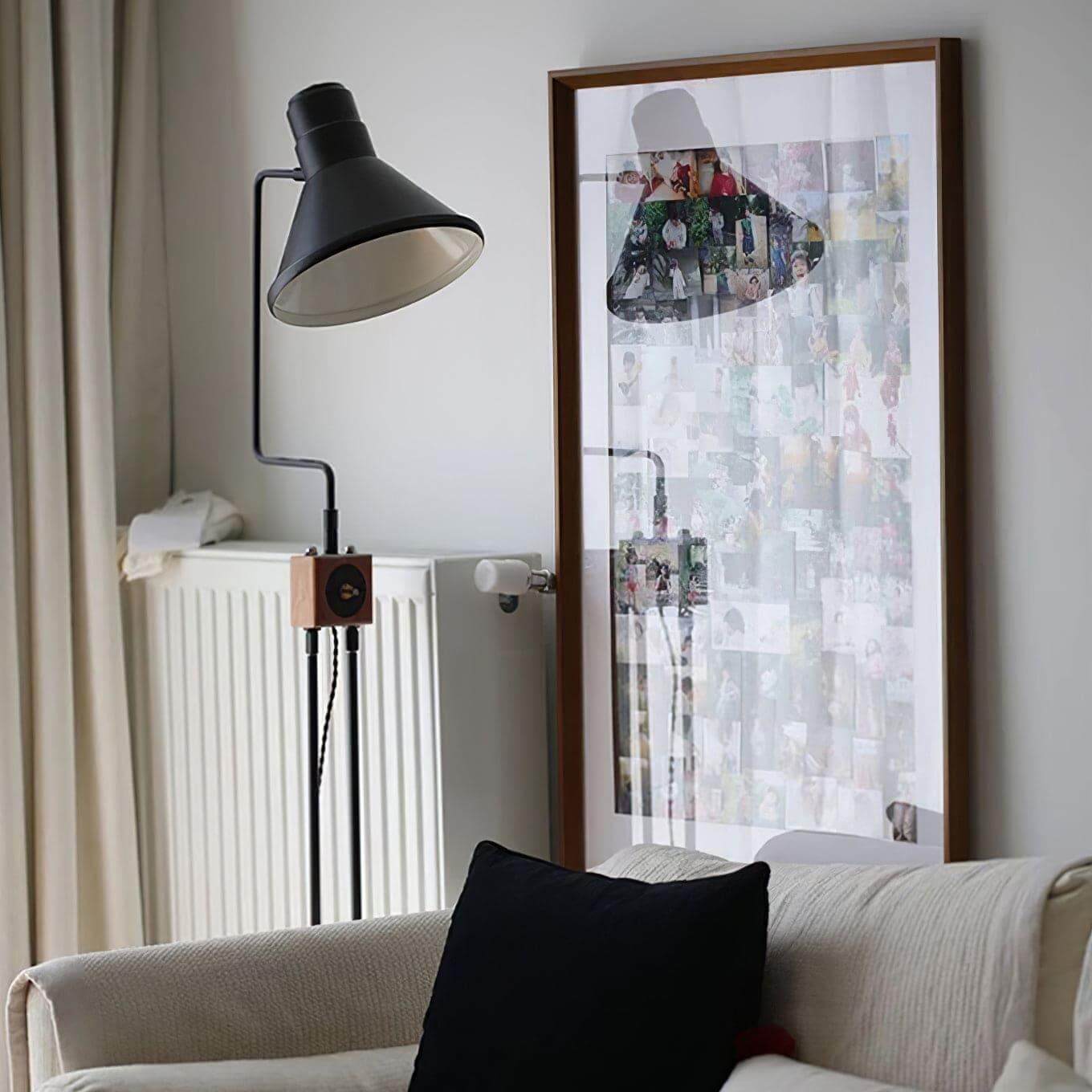 Retro Toia Floor Lamp