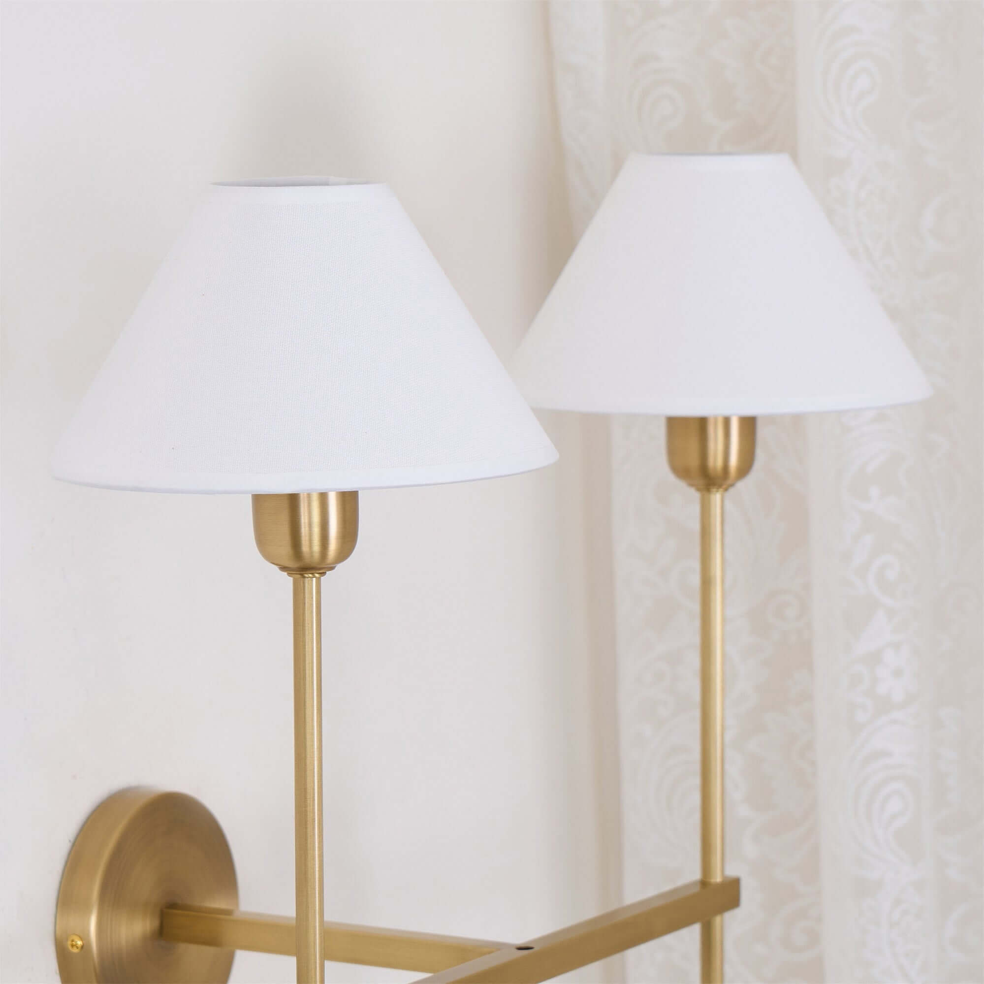 Rovilen Wall Lamp