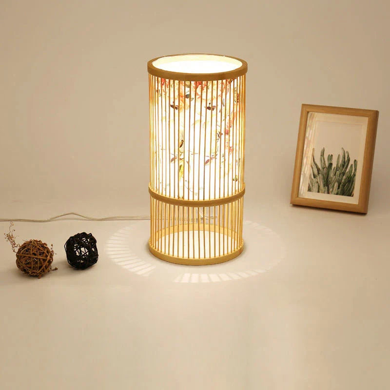 Style Bamboo Weaving Table Lamp - Creative Rattan Bedside Lighting