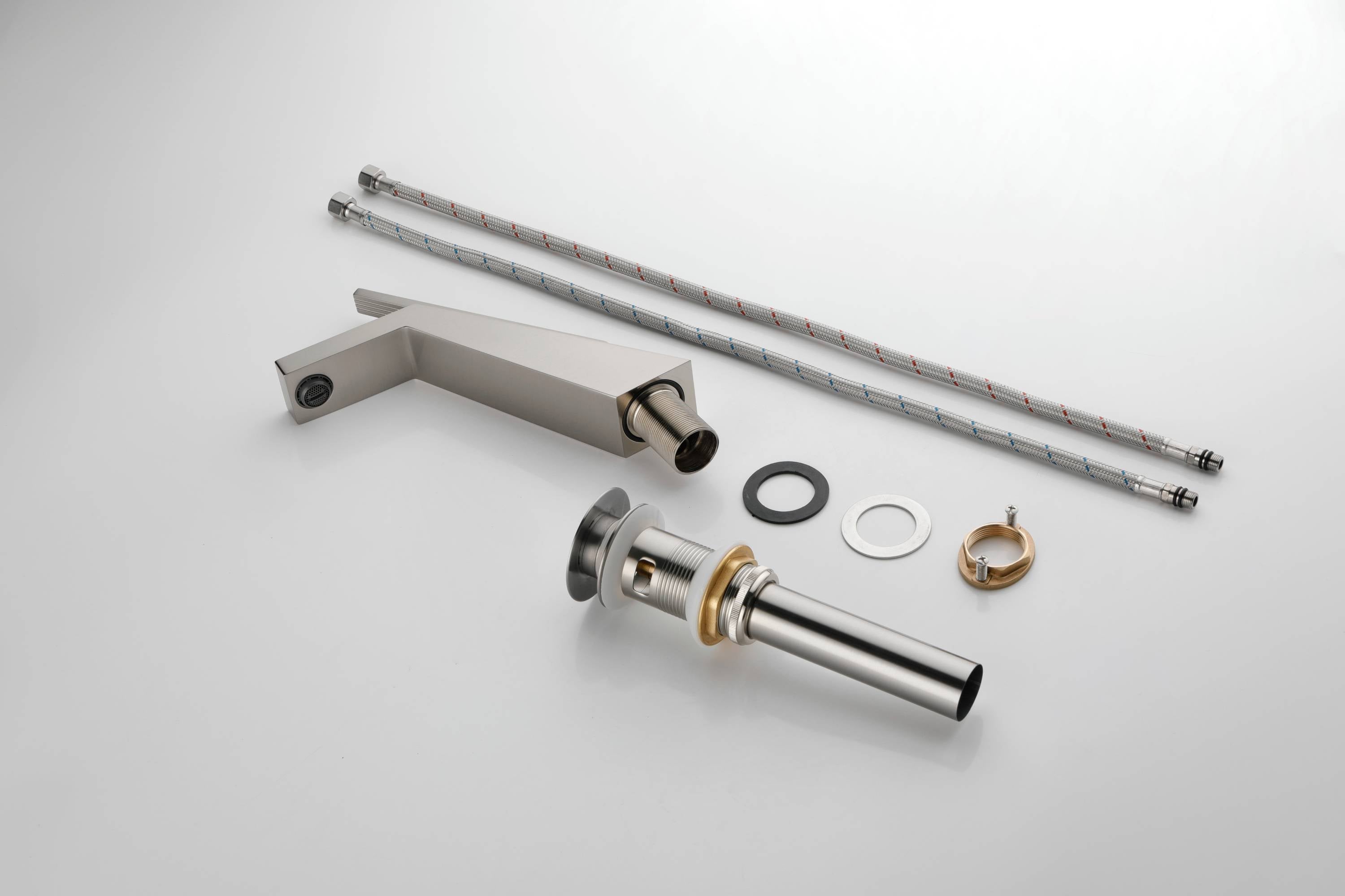 Brushed Gold or matte black or brushed nickel Bathroom Sink Faucet single handle with pop up overflow brass drain