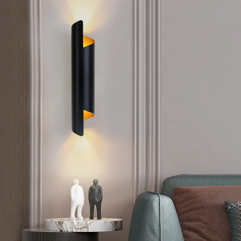 Sophisticated Modern LED Wall Lamp - Radiant Gold Lighting Fixture for Living Rooms, Bedrooms, and Luxurious Entryways