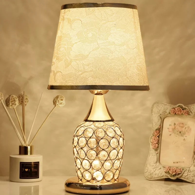European-Style Crystal Table Lamp - Inspired Modern Bedroom Warmth and Romance