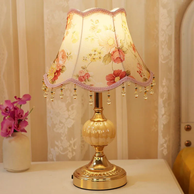 Modern European Vintage Fabric Table Lamp - Stylish Lighting for Bedroom, Living Room, and More