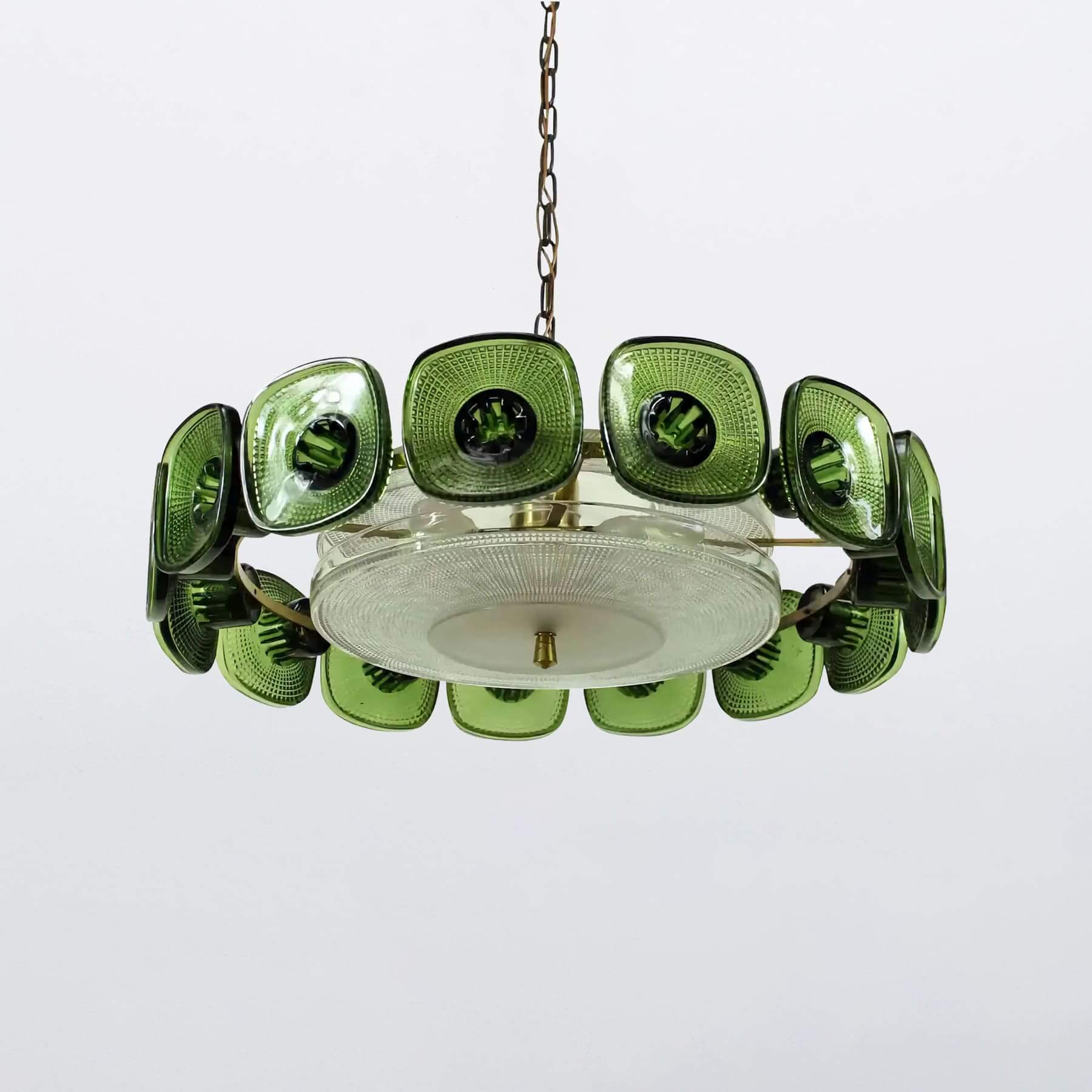 Solvani Chandelier
