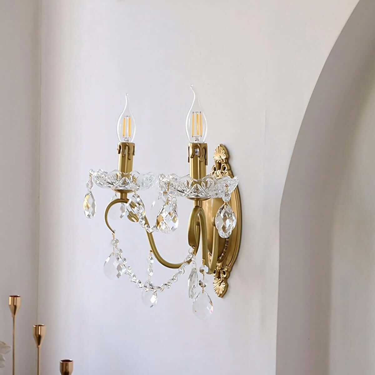 Tivora Wall Lamp