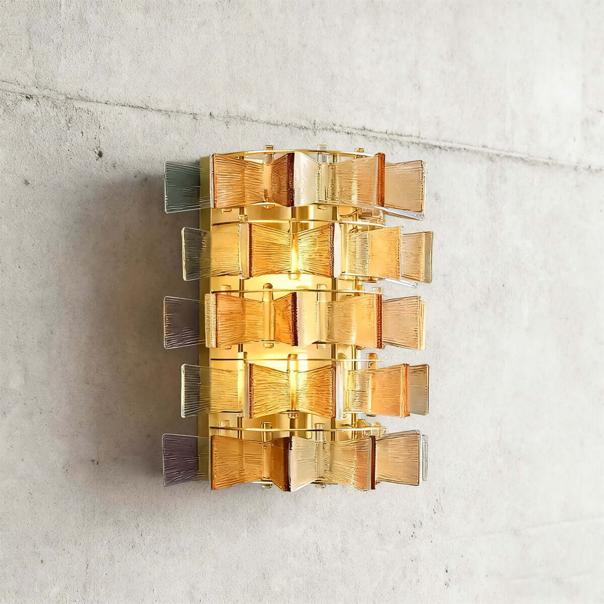 Vexano Wall Lamp