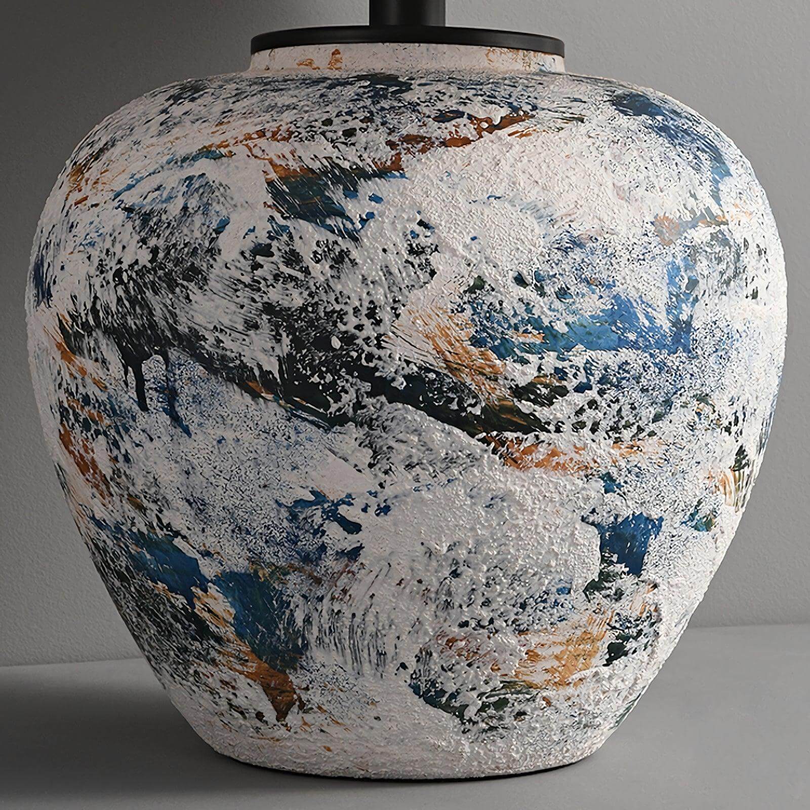 Neoclassical Ceramic Table Lamp
