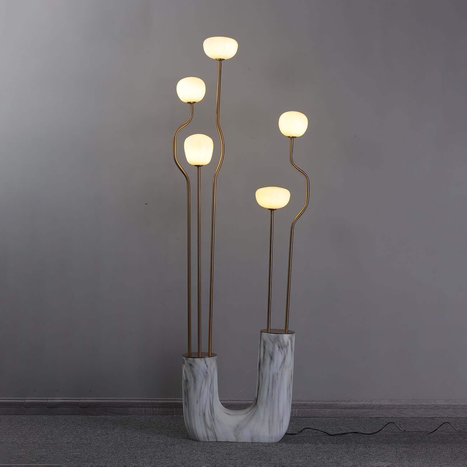 Aenor Floor Lamp