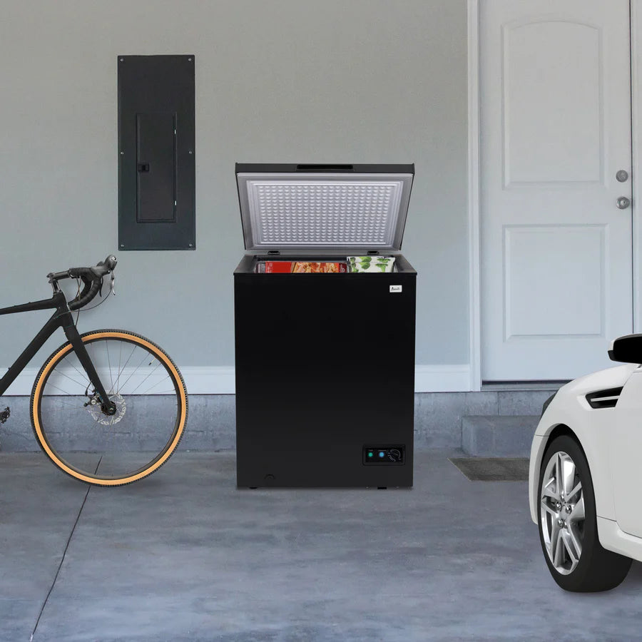 Avanti Garage Ready Chest Freezer