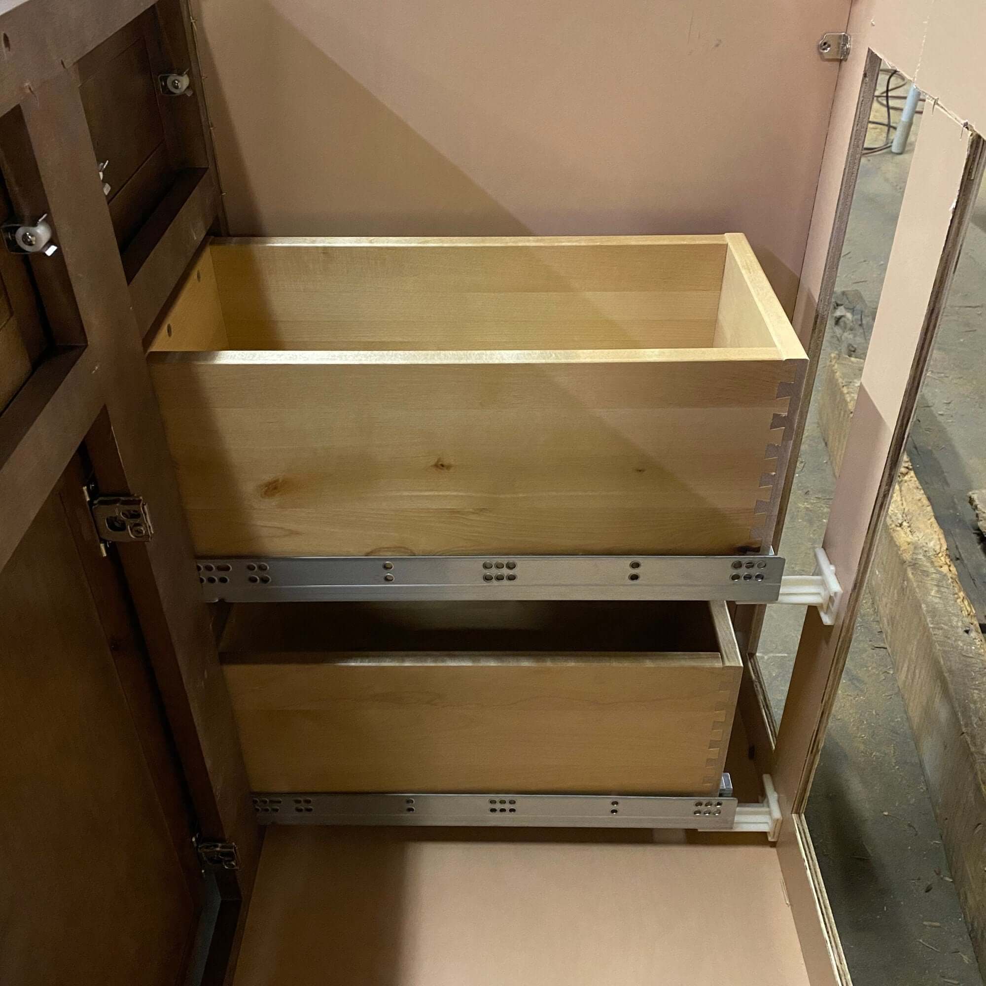 36 Inch Rustic Shaker Single Sink Bathroom Vanity with Drawers on the Left