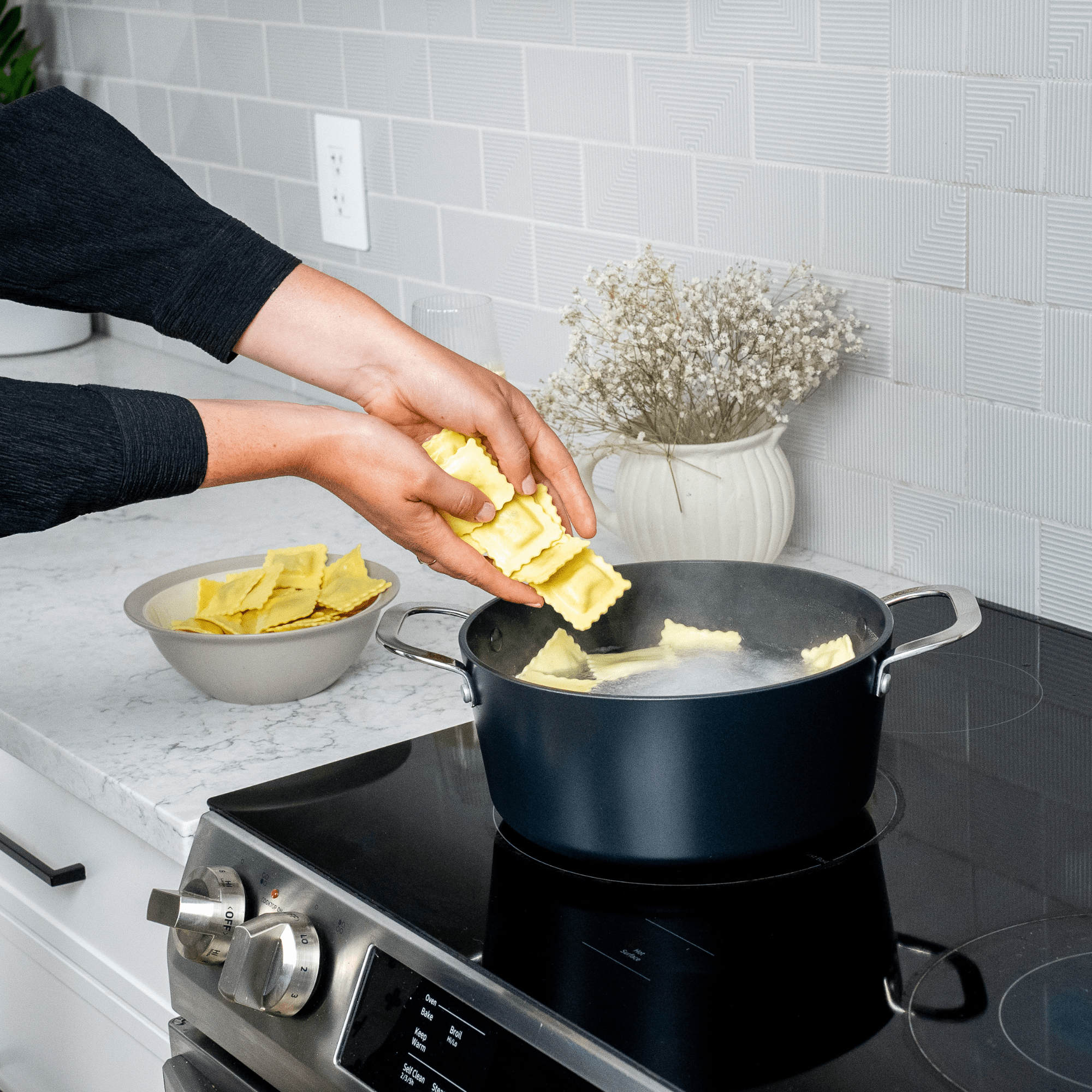 Maestro Stock Pot with Lid — 4.5-QT. Nonstick
