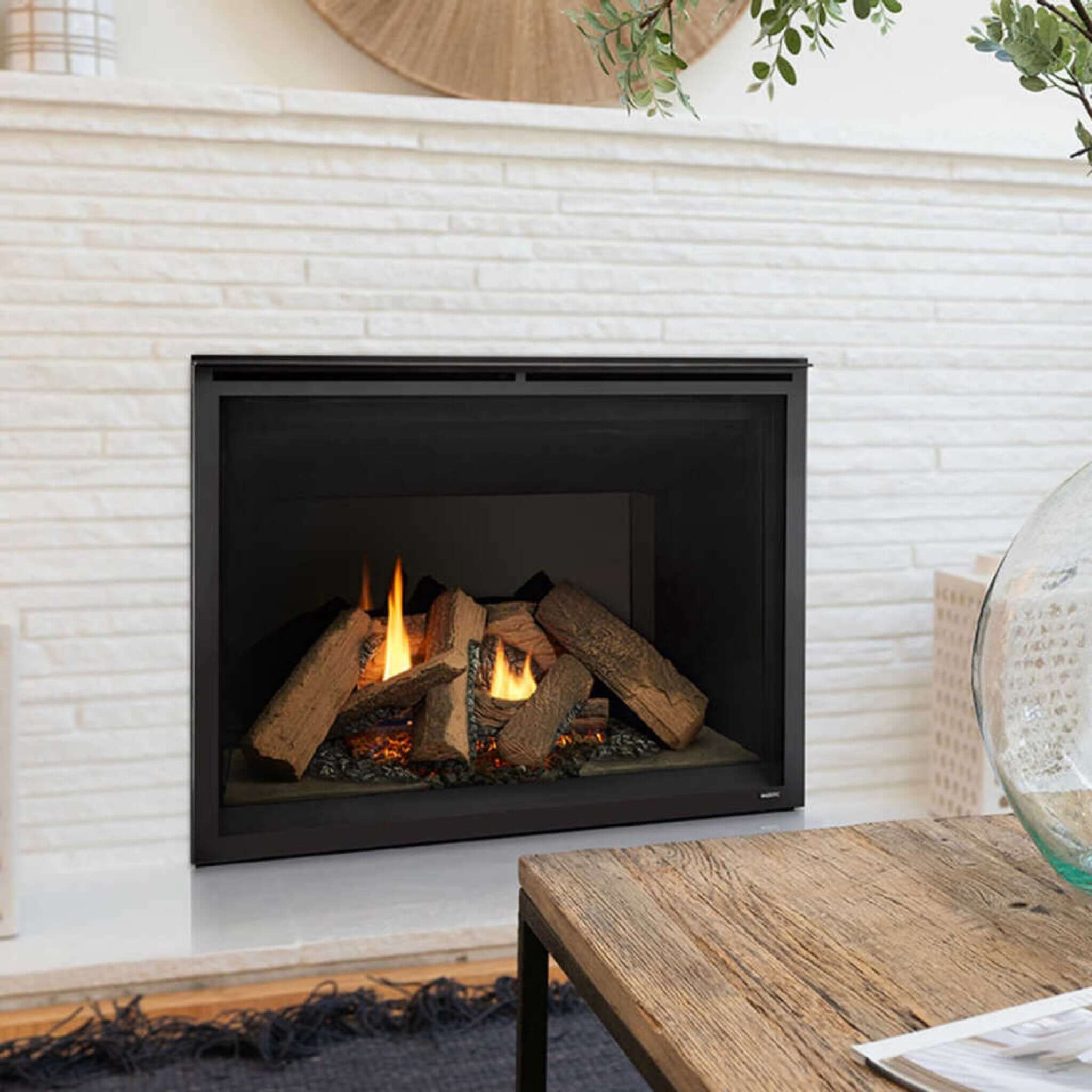 Majestic Meridian 36" Direct Vent Fireplace [MER36N/L] (SAK36135)