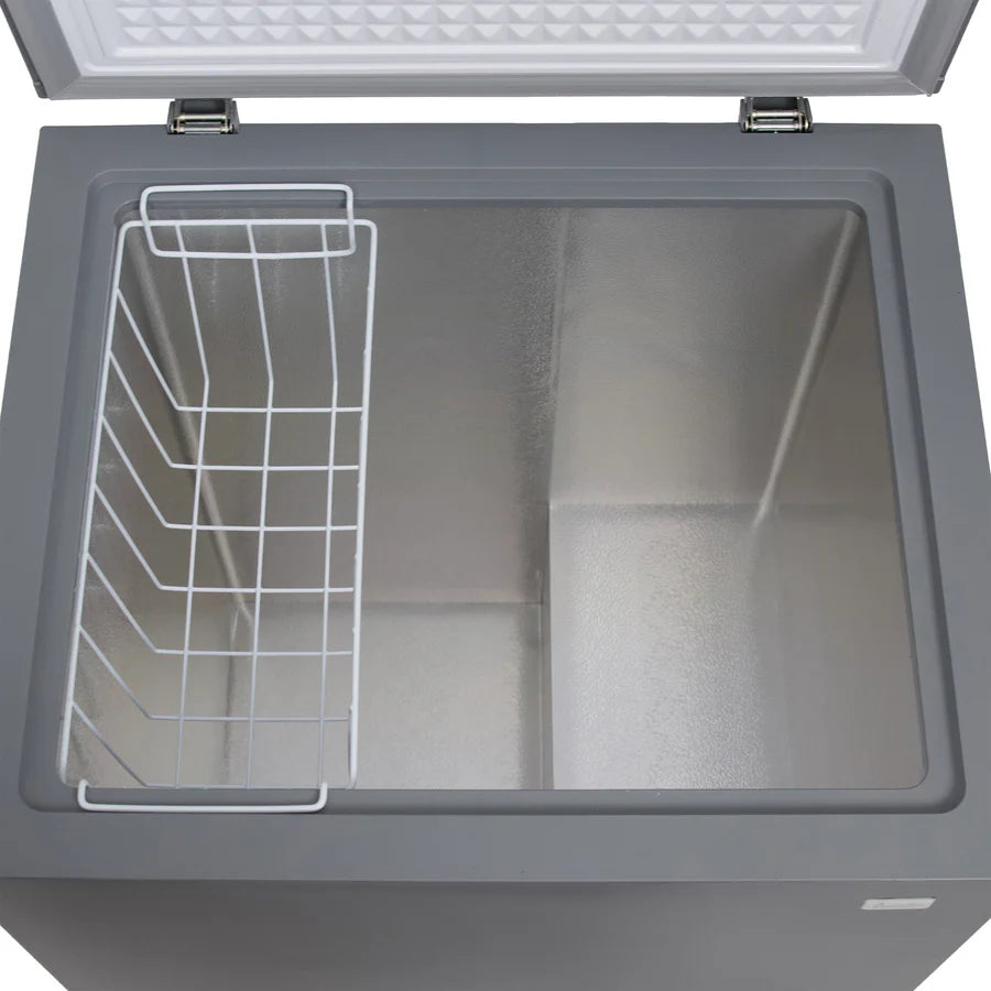 Avanti Garage Ready Chest Freezer