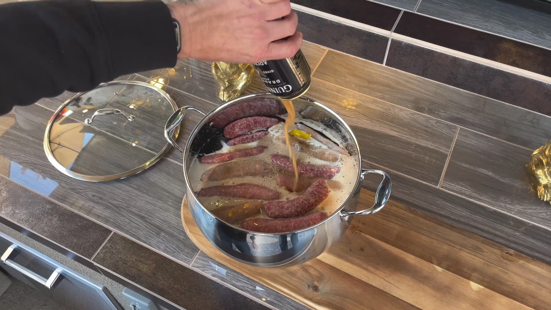 Load video: Outdoor Kitchen Stainless Steel Trash/Propane Pull-Out