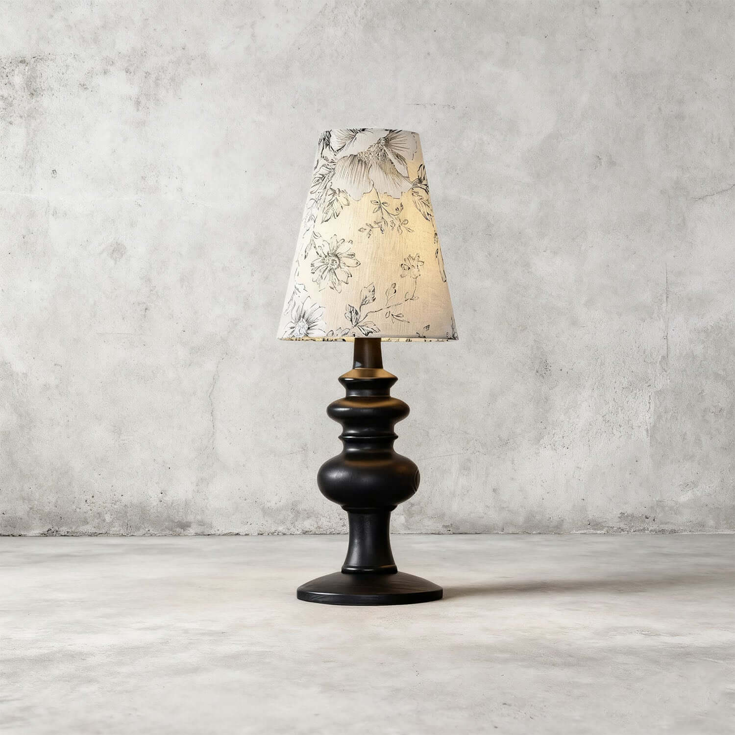 Soveli Table Lamp