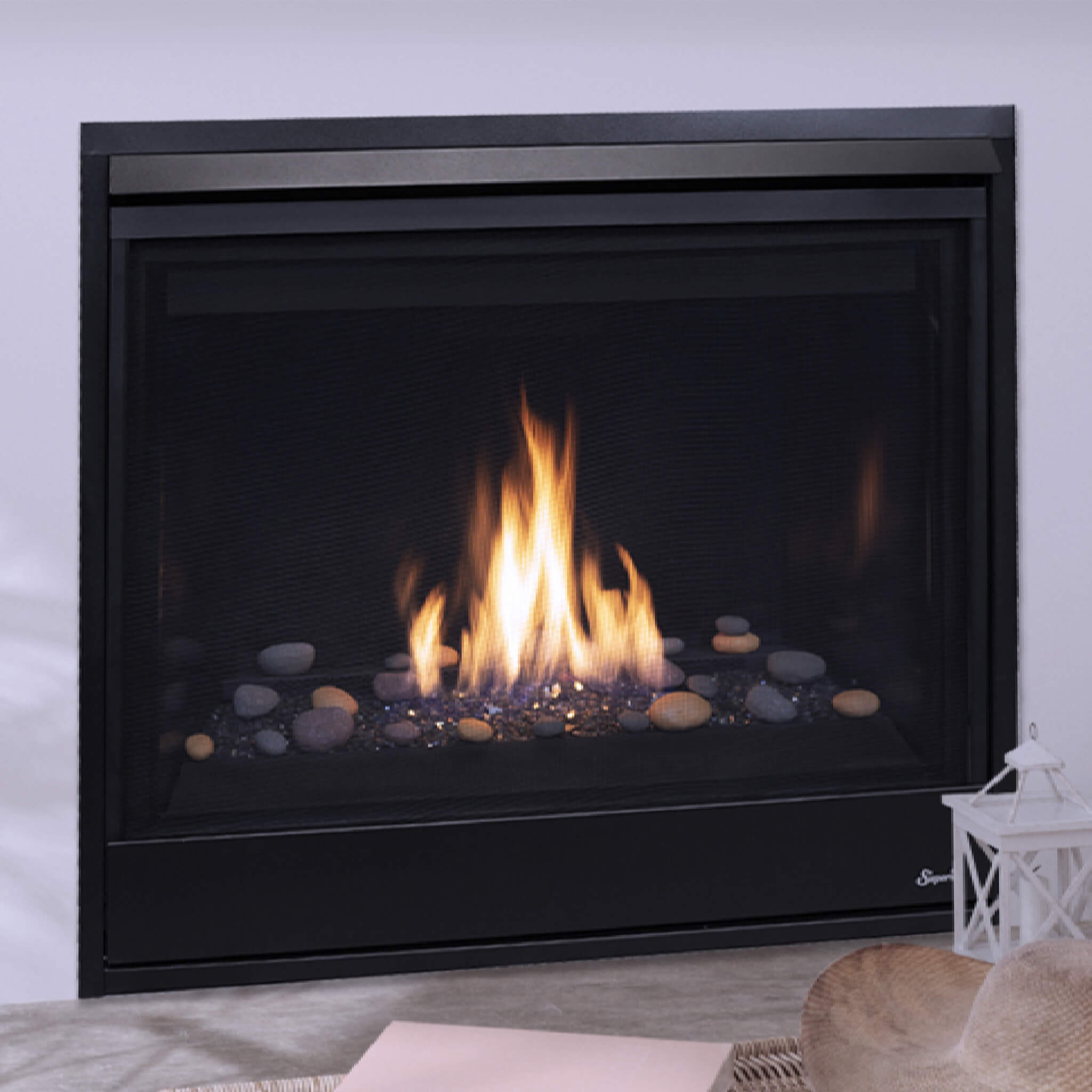 Superior Fireplaces 40-Inch Contemporary Black Glass Direct Vent Natural Gas Fireplace With Battery Back Up [DRC3040DEN-B] (SAK40523)